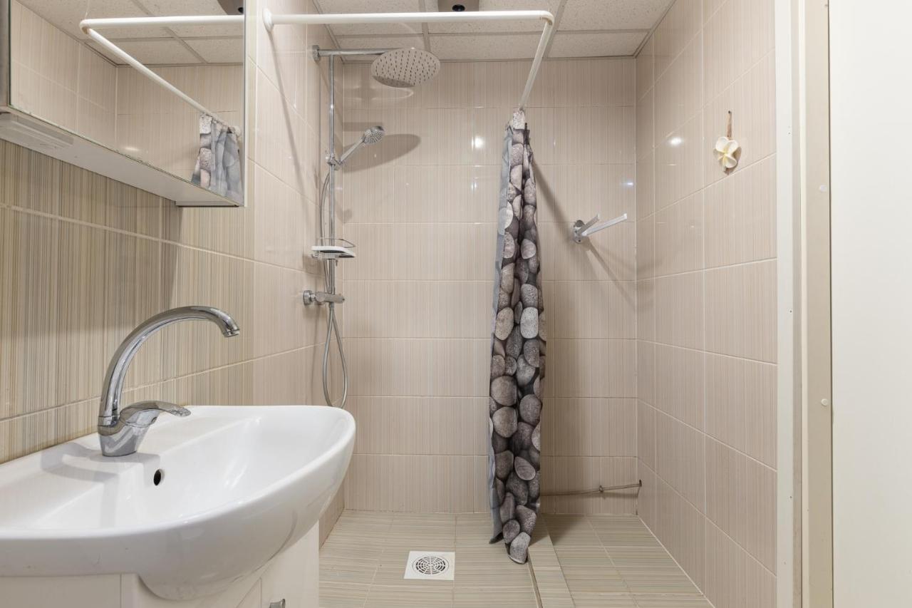 70M2 Golden Apartments Таллин Экстерьер фото